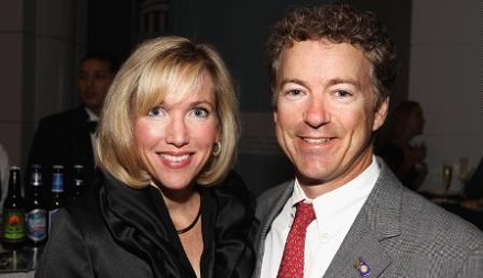 Kelley posing with her long-term husband Rand Paul